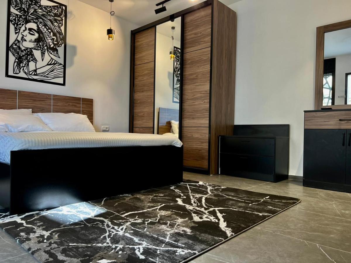 Zozo Guesthouse Nasıra Dış mekan fotoğraf