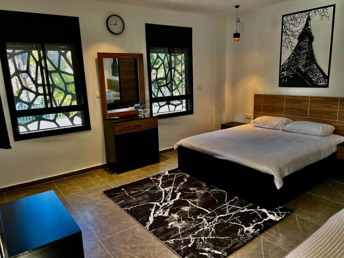 Zozo Guesthouse Nasıra Dış mekan fotoğraf