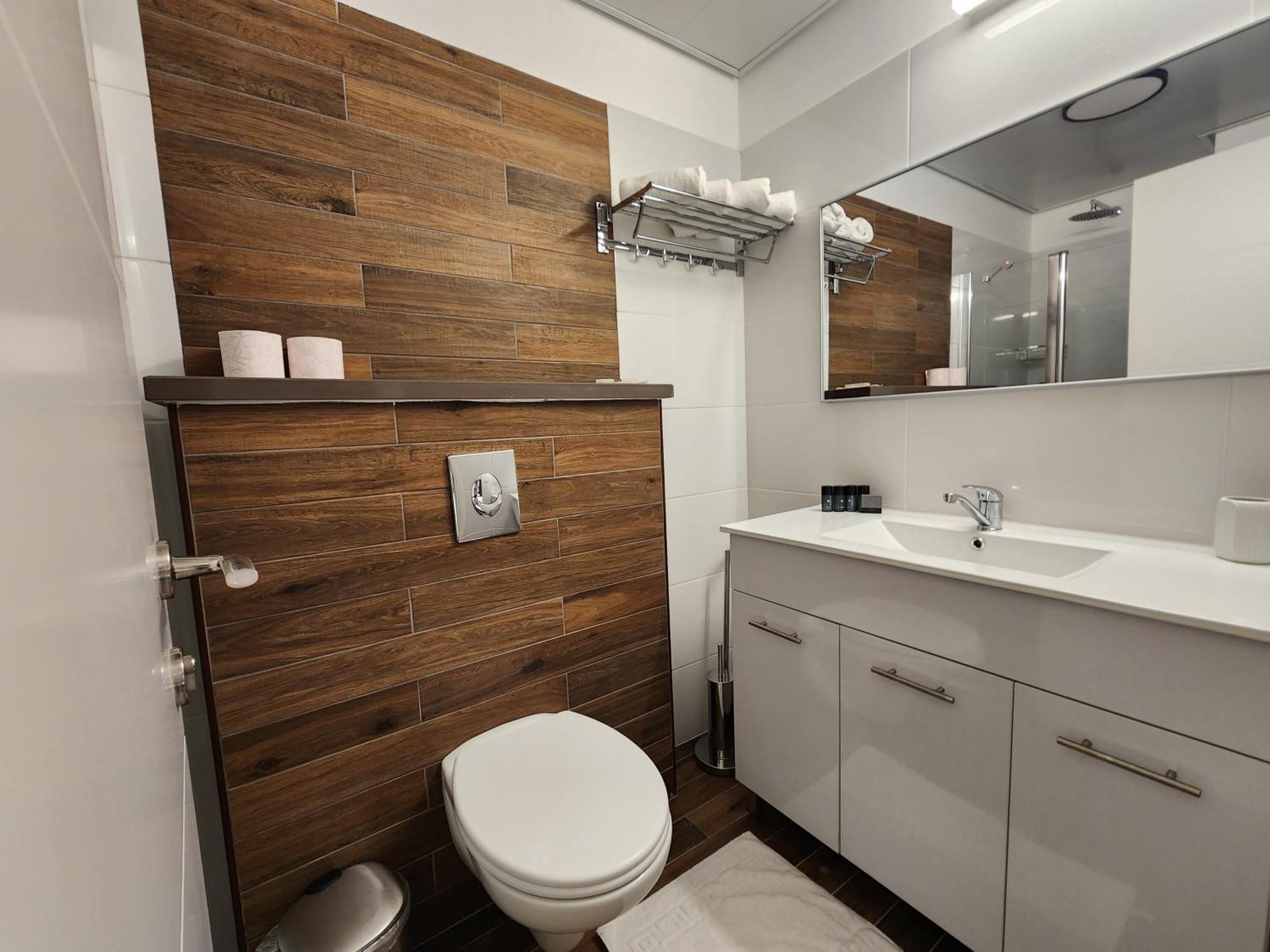 Zozo Guesthouse Nasıra Dış mekan fotoğraf